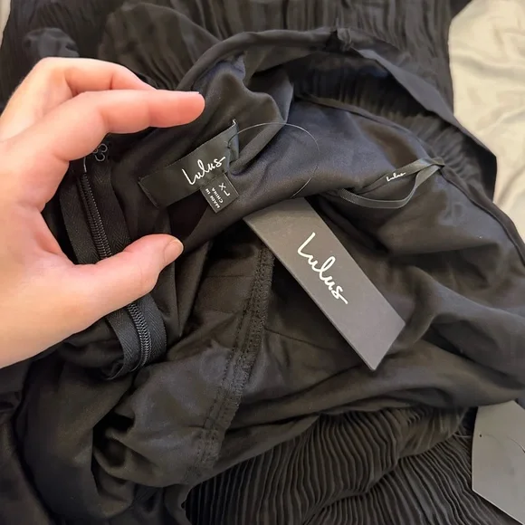 LULU’S Elegant Nature Black Pleated Sleeveless Tiered Maxi Dress - Picture 6 of 6